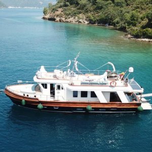 Moonlight Trawler